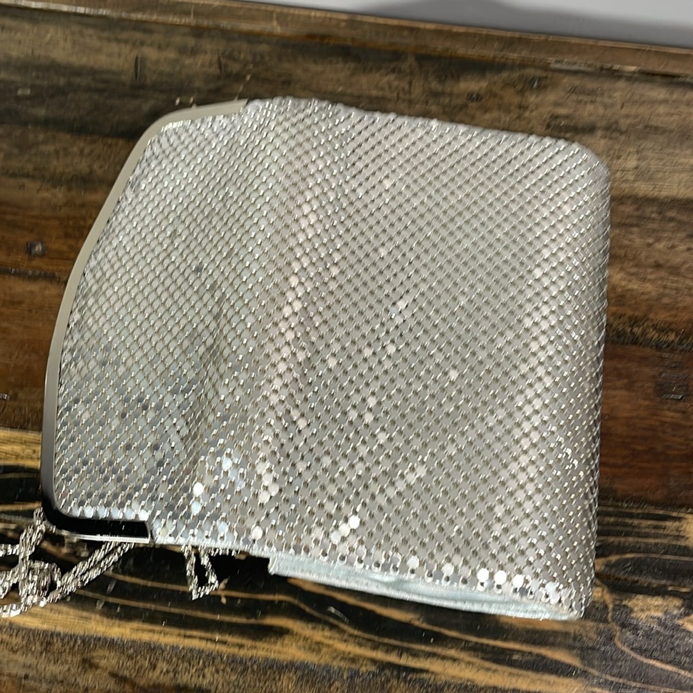 Mind Handbags Incorporated shiny silver clutch purse with chain - some staining - Picture 14 of 17